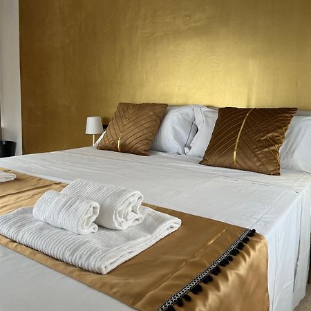 Genova Gold Rooms Exteriör bild